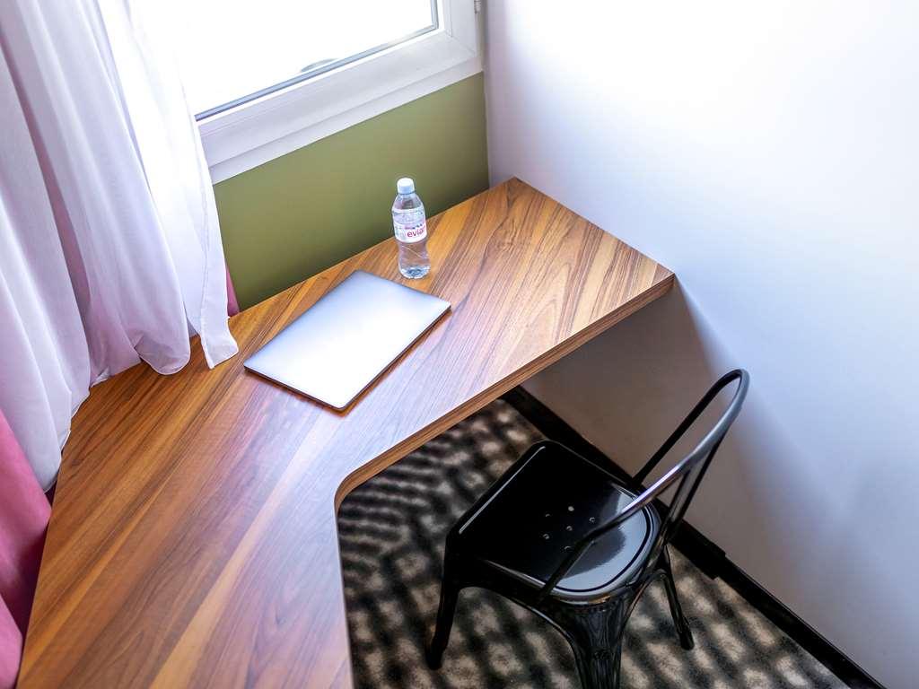 Ibis Styles St Etienne - Gare Chateaucreux Сент-Этьен Удобства фото